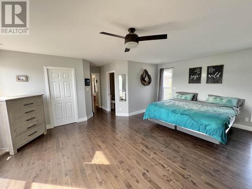 4842 Ten Mile Lake Road, Quesnel, BC - Indoor Photo Showing Bedroom