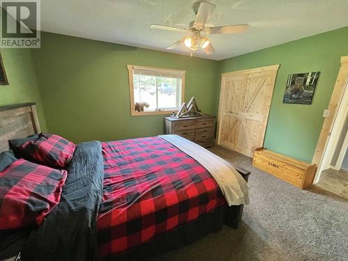 4842 Ten Mile Lake Road, Quesnel, BC - Indoor Photo Showing Bedroom