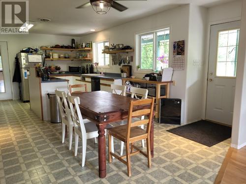 2301 Kersley-Dale Landing Road, Quesnel, BC - Indoor Photo Showing Dining Room