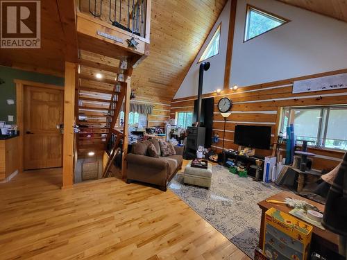 2301 Kersley-Dale Landing Road, Quesnel, BC - Indoor