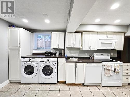 2134 Pine Street, Prince George, BC - Indoor Photo Showing Laundry Room