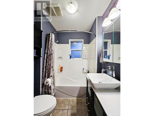 2134 Pine Street, Prince George, BC - Indoor Photo Showing Bathroom