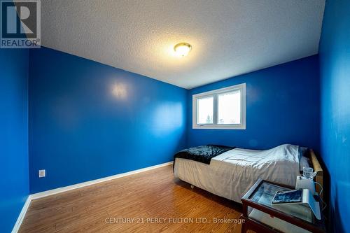 398 Cundles Road W, Barrie, ON - Indoor Photo Showing Bedroom