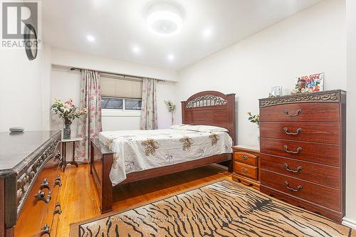 329 Hansen Road, Brampton, ON - Indoor Photo Showing Bedroom