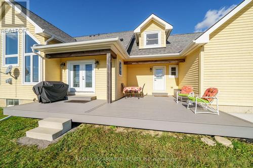 9230 South Chippawa Road, West Lincoln, ON - Outdoor With Deck Patio Veranda