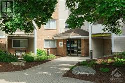 260 BRITTANY DRIVE UNIT#412  Ottawa, ON K1K 4M1