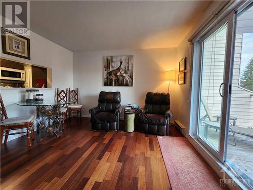 260 Brittany Drive Unit#412, Ottawa, ON - Indoor