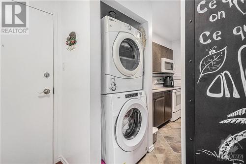 260 Brittany Drive Unit#412, Ottawa, ON - Indoor Photo Showing Laundry Room