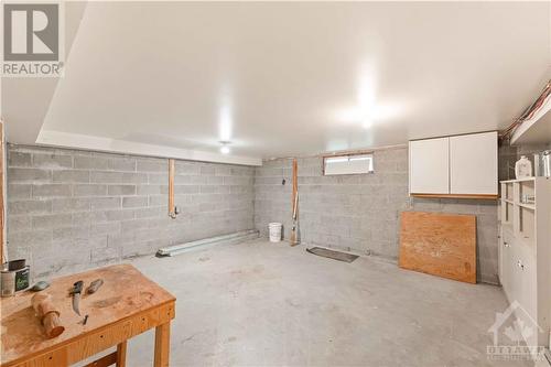 basement workshop - 278 Bayswater Avenue, Ottawa, ON - Indoor