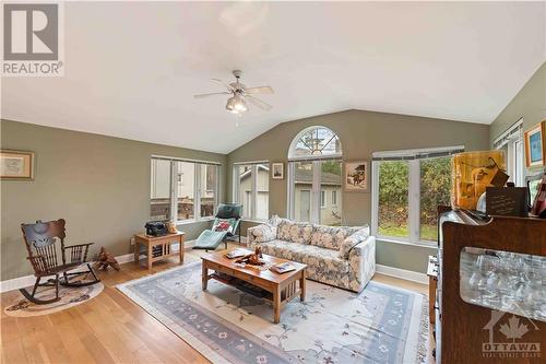 main floor family room addition - 278 Bayswater Avenue, Ottawa, ON - Indoor Photo Showing Living Room