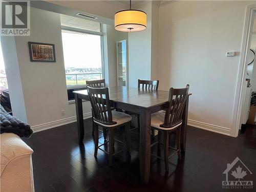 100 Inlet Private Unit#1406, Ottawa, ON - Indoor Photo Showing Dining Room