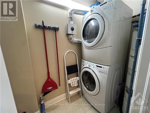 1406 - 100 Inlet, Ottawa, ON - Indoor Photo Showing Laundry Room