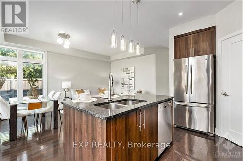 1304 Avenue P Avenue, Ottawa, ON - Indoor Photo Showing Kitchen With Double Sink