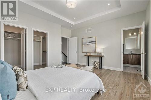 1304 Avenue P Avenue, Ottawa, ON - Indoor Photo Showing Bedroom