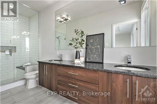 1304 Avenue P Avenue, Ottawa, ON - Indoor Photo Showing Bathroom