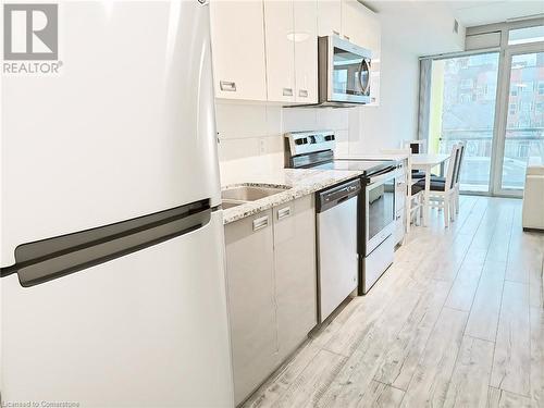 257 Hemlock Street Unit# 417, Waterloo, ON - Indoor Photo Showing Kitchen With Stainless Steel Kitchen With Upgraded Kitchen