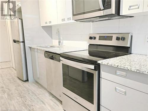 257 Hemlock Street Unit# 417, Waterloo, ON - Indoor Photo Showing Kitchen With Stainless Steel Kitchen With Upgraded Kitchen