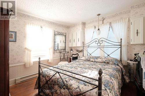 1473 Monaghan Road, Peterborough (Monaghan), ON - Indoor Photo Showing Bedroom