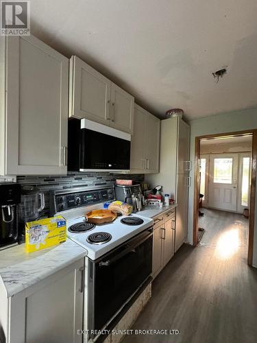 113 Anderson Drive, Kawartha Lakes, ON - Indoor Photo Showing Kitchen