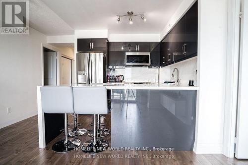 1806 - 275 Yorkland Road, Toronto, ON - Indoor Photo Showing Kitchen