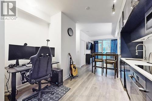 301 - 28 Avondale Avenue, Toronto, ON - Indoor Photo Showing Other Room