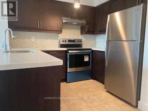 503 - 350 Red Maple Road, Richmond Hill, ON - Indoor Photo Showing Kitchen With Stainless Steel Kitchen With Upgraded Kitchen