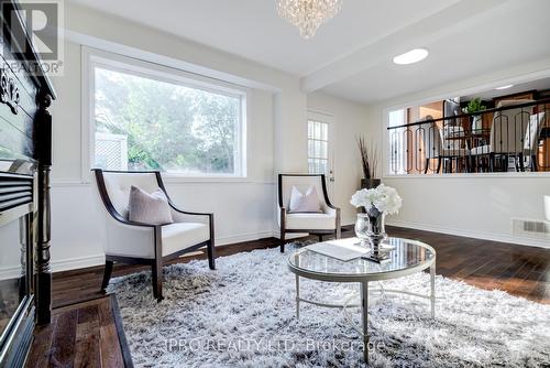 43 Grassington Crescent, Brampton, ON - Indoor Photo Showing Living Room