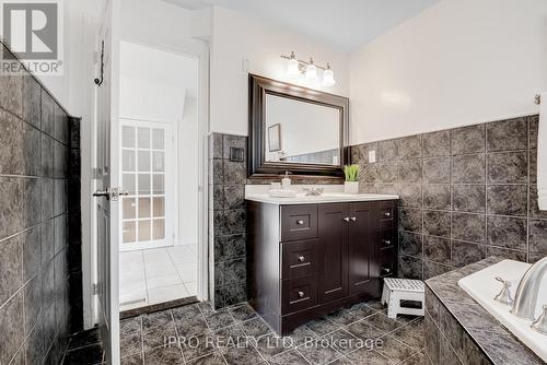 43 Grassington Crescent, Brampton, ON - Indoor Photo Showing Bathroom