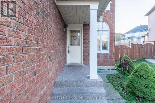 69 Narrow Valley Crescent, Brampton, ON - Outdoor With Exterior