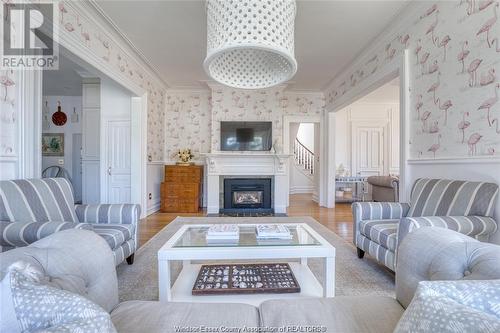 90 Main Street East, Kingsville, ON - Indoor Photo Showing Living Room With Fireplace