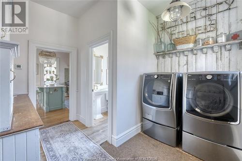 90 Main Street East, Kingsville, ON - Indoor Photo Showing Laundry Room