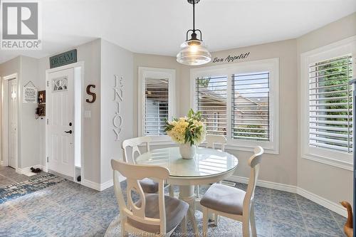 109 Crosswinds, Kingsville, ON - Indoor Photo Showing Dining Room