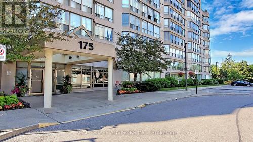 107 - 175 Cedar Avenue, Richmond Hill, ON - Outdoor With Facade