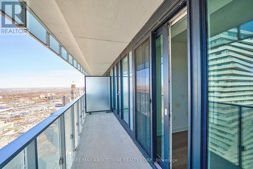 5411 - 3883 Quartz Road, Mississauga, ON - Outdoor With Balcony With Exterior