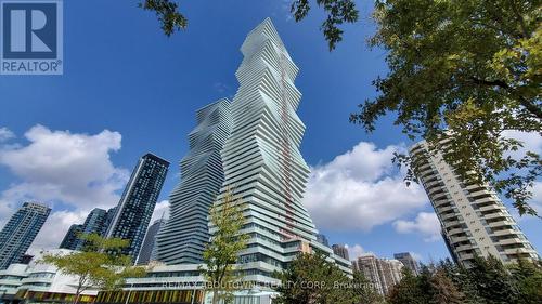 5411 - 3883 Quartz Road, Mississauga, ON - Outdoor With Facade