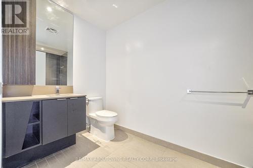 5411 - 3883 Quartz Road, Mississauga, ON - Indoor Photo Showing Bathroom