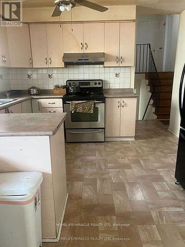 Main - 141 Morton Way, Brampton, ON - Indoor Photo Showing Kitchen