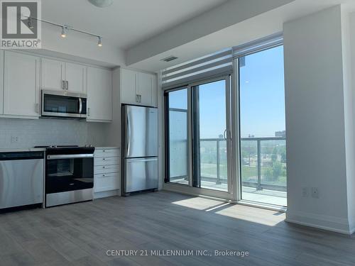 508E - 20 Gatineau Drive, Vaughan, ON - Indoor Photo Showing Kitchen