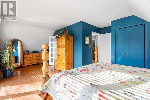 125 Pioneer Lane, Blue Mountains, ON - Indoor Photo Showing Bedroom