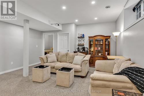 4565 Highway 7, Asphodel-Norwood, ON - Indoor Photo Showing Living Room