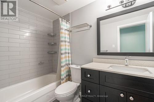 46 Patricia Avenue, Barrie, ON - Indoor Photo Showing Bathroom