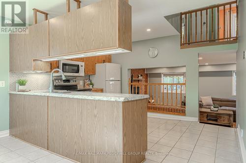 46 Patricia Avenue, Barrie, ON - Indoor Photo Showing Kitchen