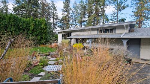 4099 Miller Road, Kelowna, BC - Outdoor