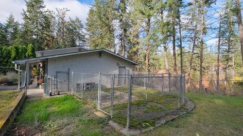 4099 Miller Road, Kelowna, BC - Outdoor