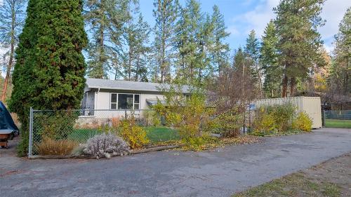 4099 Miller Road, Kelowna, BC - Outdoor