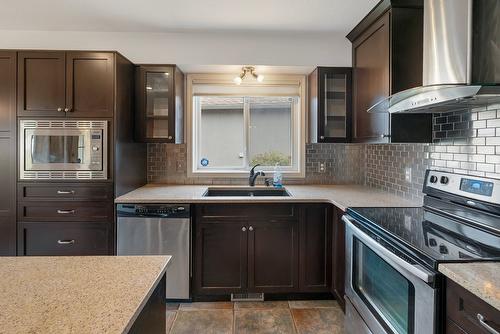 187-1201 Cameron Avenue, Kelowna, BC - Indoor Photo Showing Kitchen With Double Sink