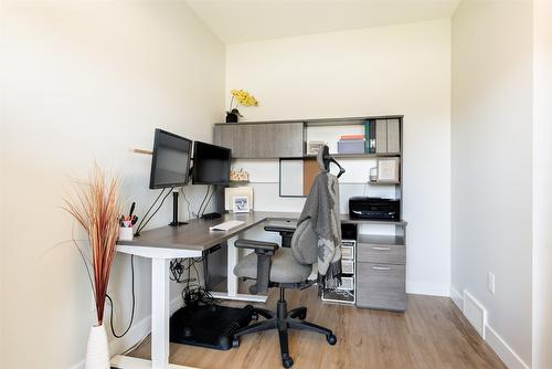 2142 Ensign Quay, West Kelowna, BC - Indoor Photo Showing Office