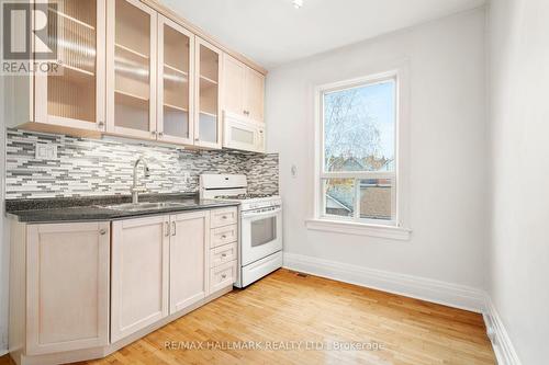 393 Ossington Avenue, Toronto, ON - Indoor Photo Showing Kitchen