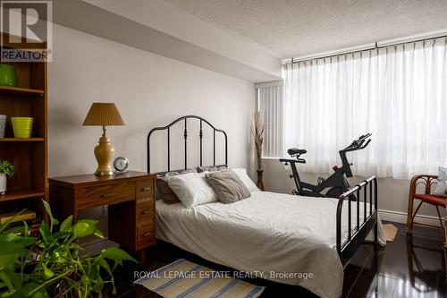 404 - 3050 Ellesmere Road, Toronto, ON - Indoor Photo Showing Bedroom