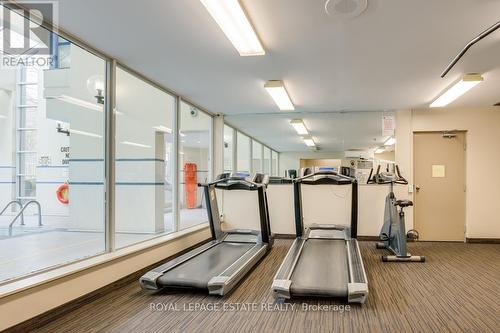 404 - 3050 Ellesmere Road, Toronto, ON - Indoor Photo Showing Gym Room